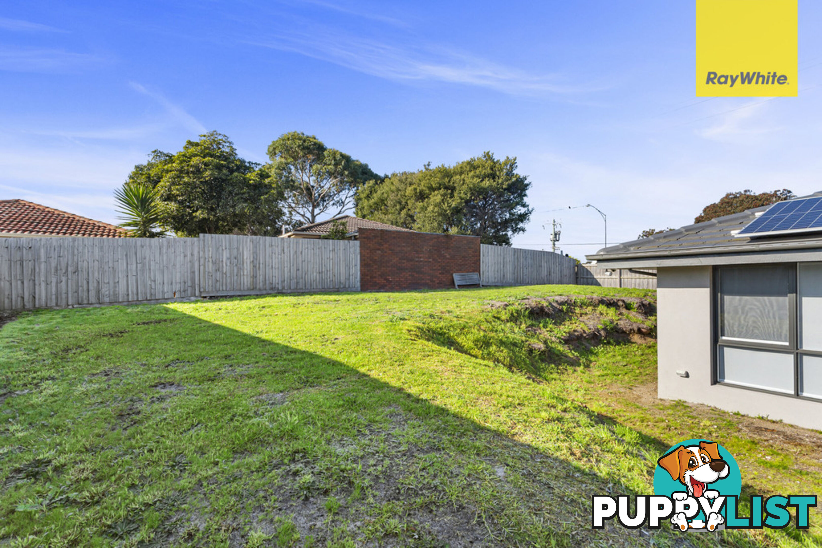 233 Ninth Ave ROSEBUD VIC 3939