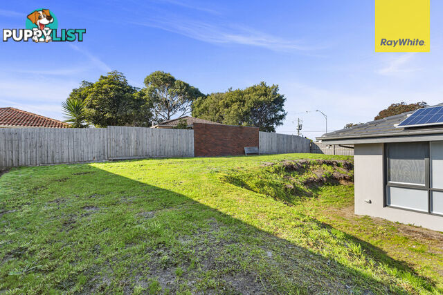 233 Ninth Ave ROSEBUD VIC 3939