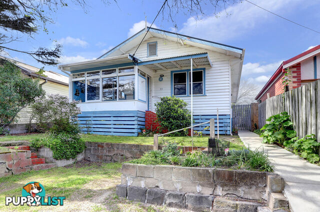 33 First Avenue ROSEBUD VIC 3939