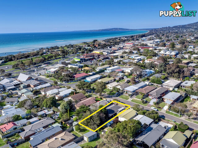 20 Sixth Avenue ROSEBUD VIC 3939