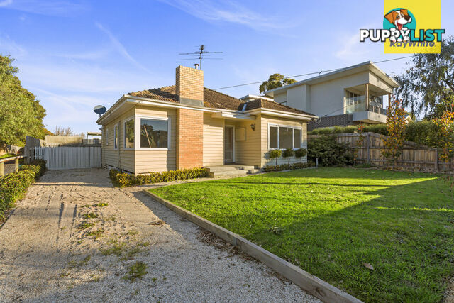 11 Mark Street ROSEBUD VIC 3939