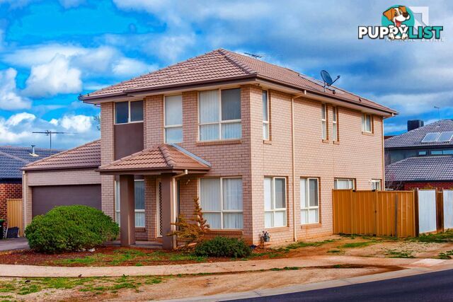 30 Broadway Caroline Springs VIC 3023