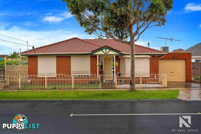 24 Warwick Road Sunshine North VIC 3020