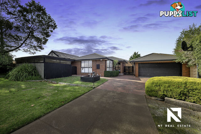 9 Summit Mews Hillside VIC 3037