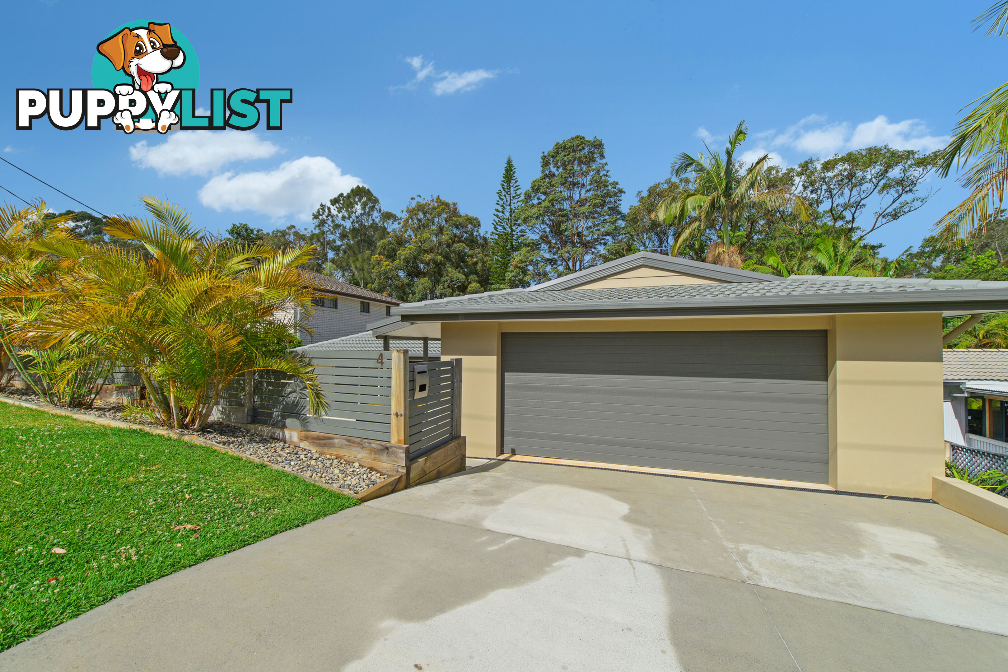 4 Calwalla Crescent PORT MACQUARIE NSW 2444