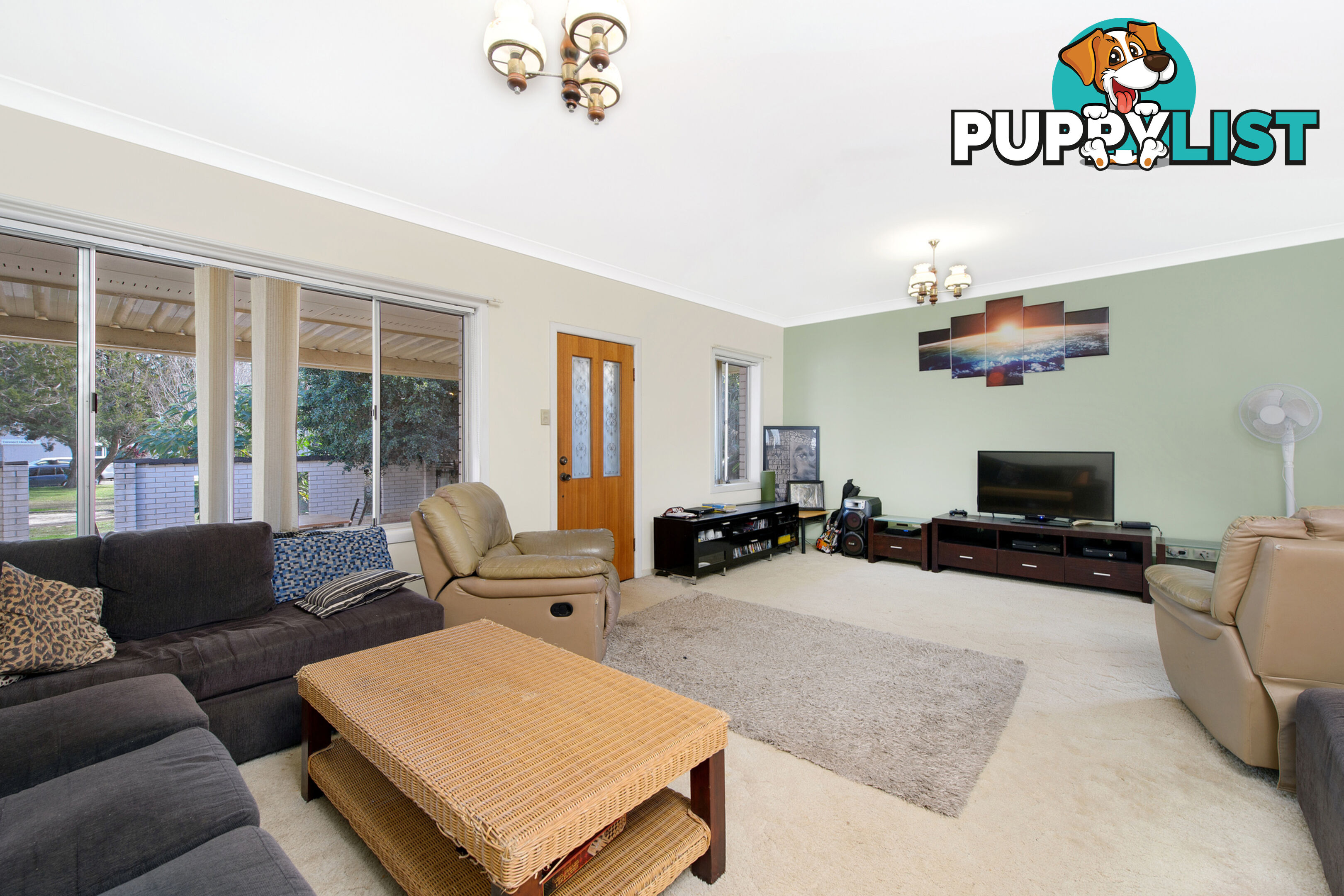 8 Lake Road PORT MACQUARIE NSW 2444