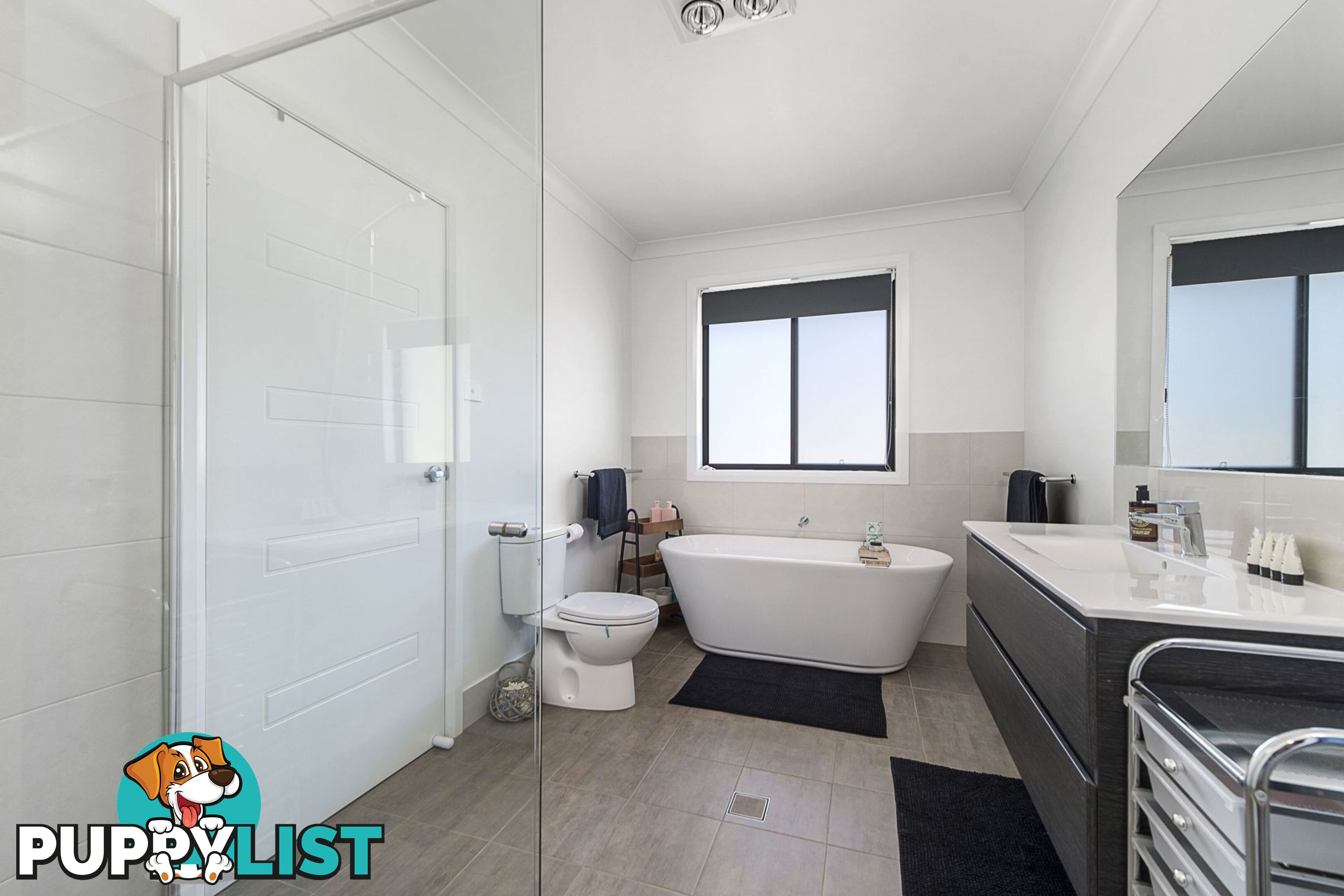 4 Paris Lane PORT MACQUARIE NSW 2444