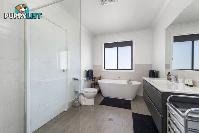 4 Paris Lane PORT MACQUARIE NSW 2444