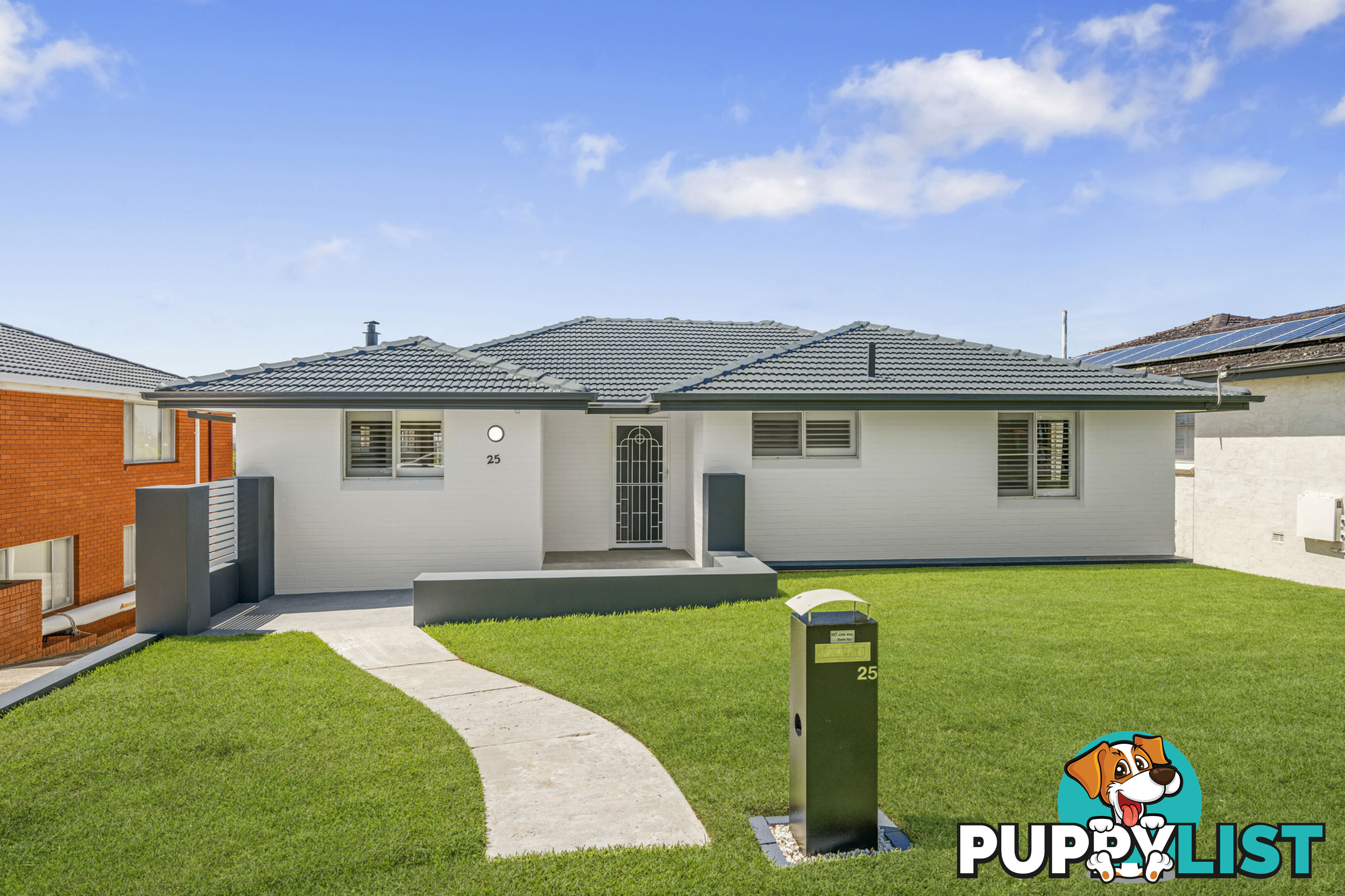 25 Pappinbarra Parade PORT MACQUARIE NSW 2444