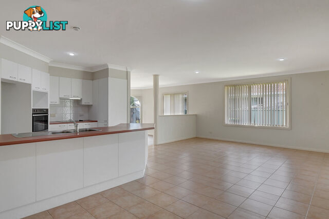 8 Reef Close PORT MACQUARIE NSW 2444