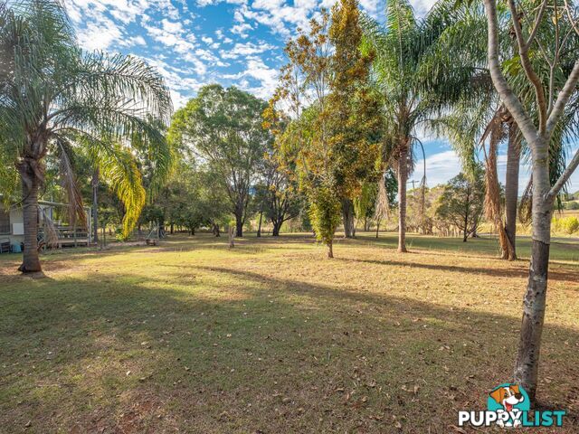 64 Hawkins Road WIDGEE QLD 4570