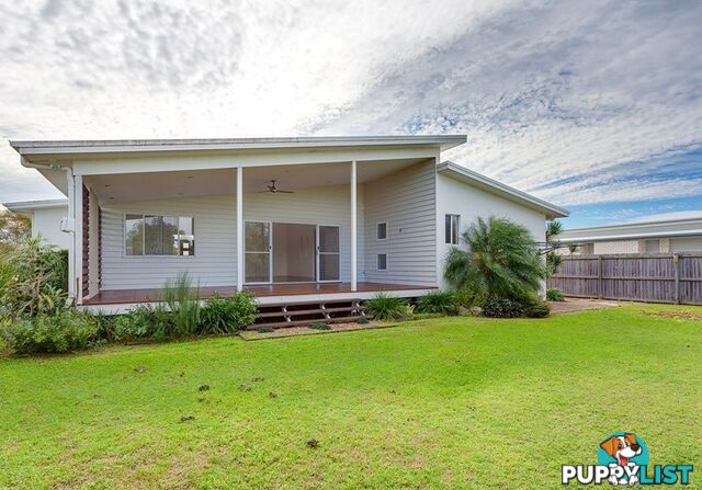 16 Lomandra Avenue COOLOOLA COVE QLD 4580