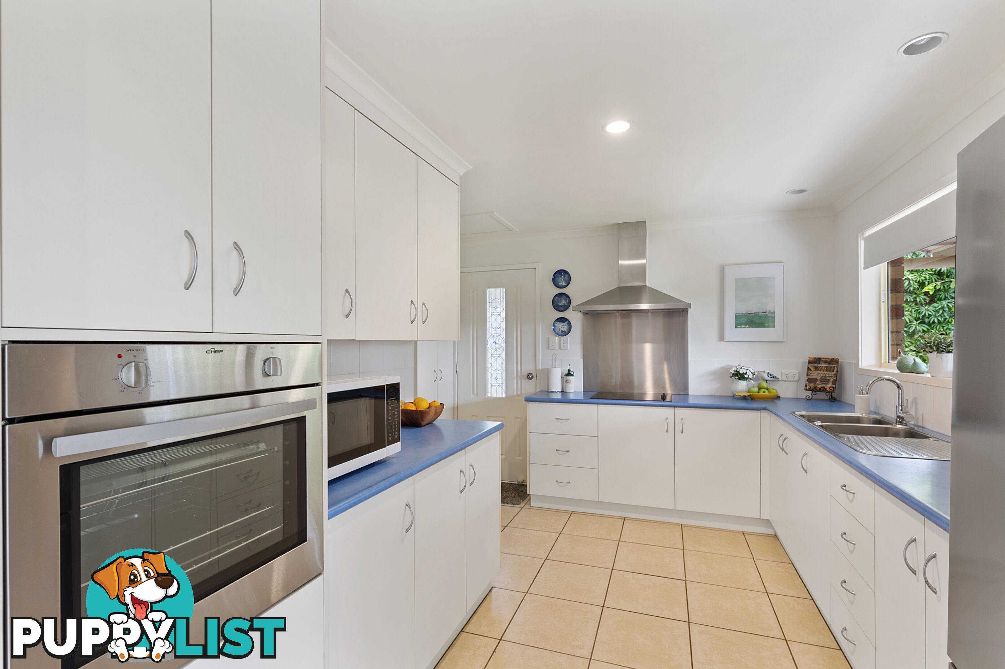 98 Anne Marie Road CHATSWORTH QLD 4570