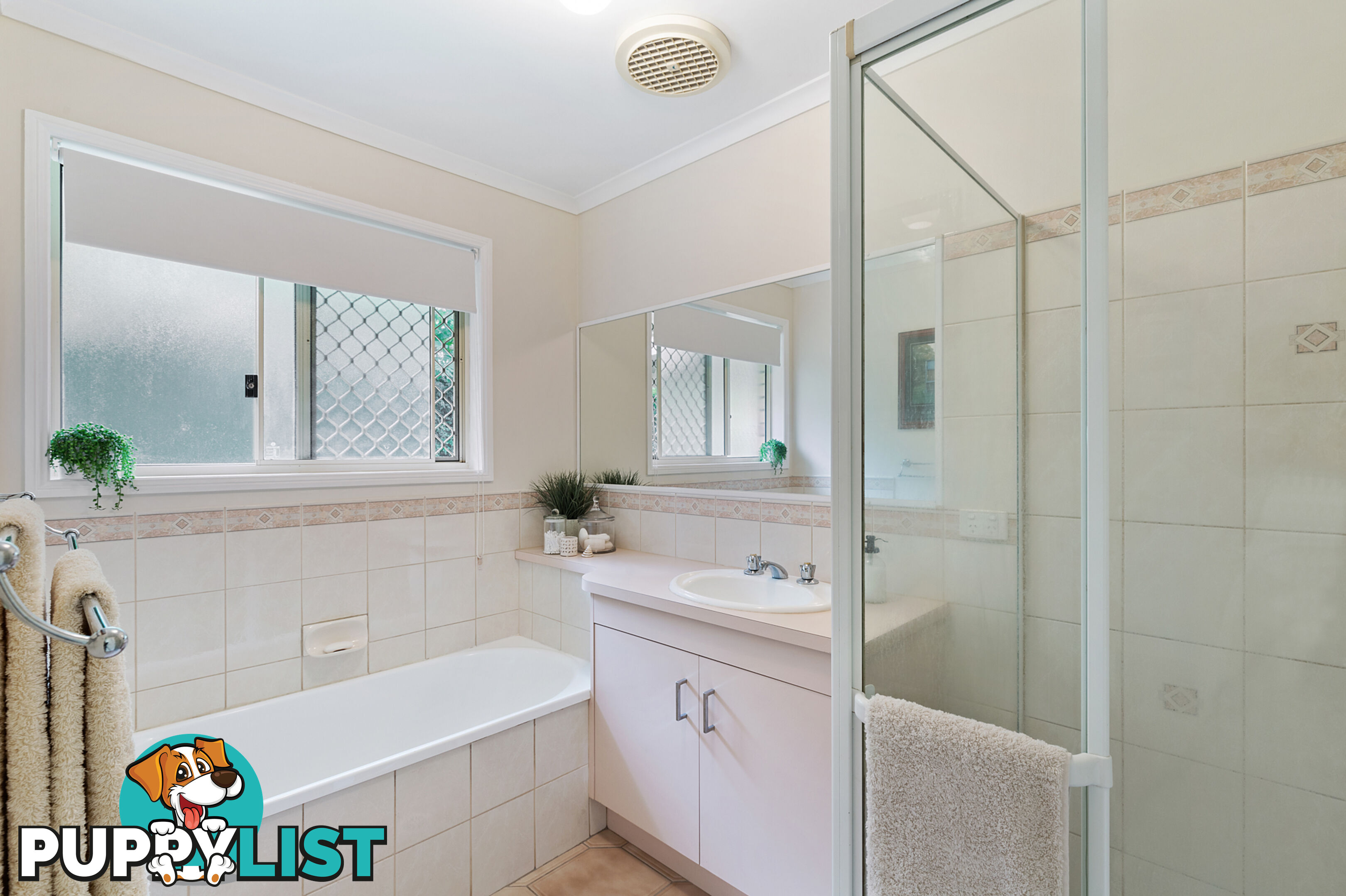 98 Anne Marie Road CHATSWORTH QLD 4570