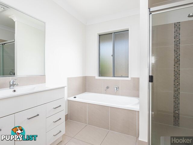 1/11 Riverview Court MONKLAND QLD 4570