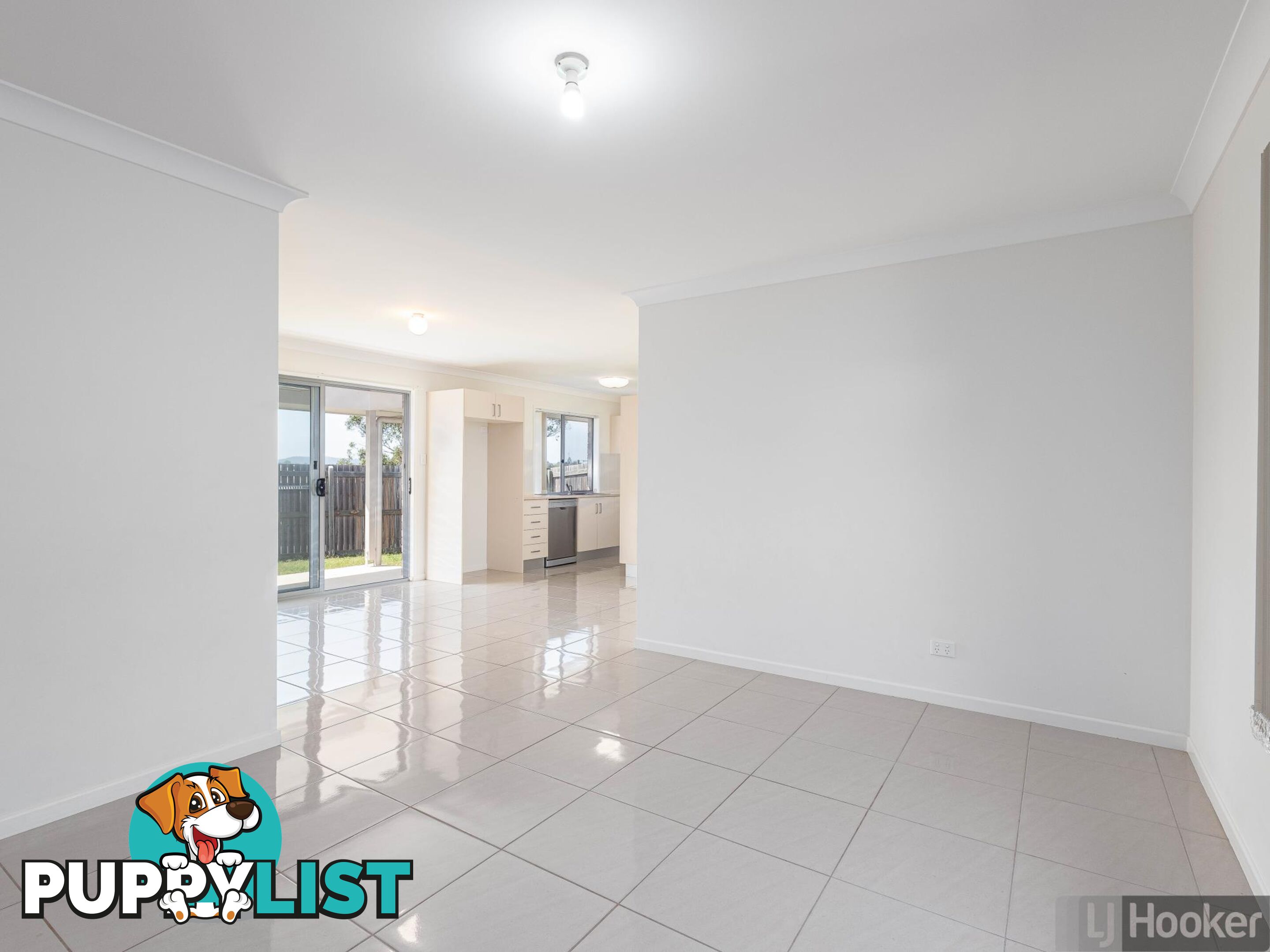 1/11 Riverview Court MONKLAND QLD 4570