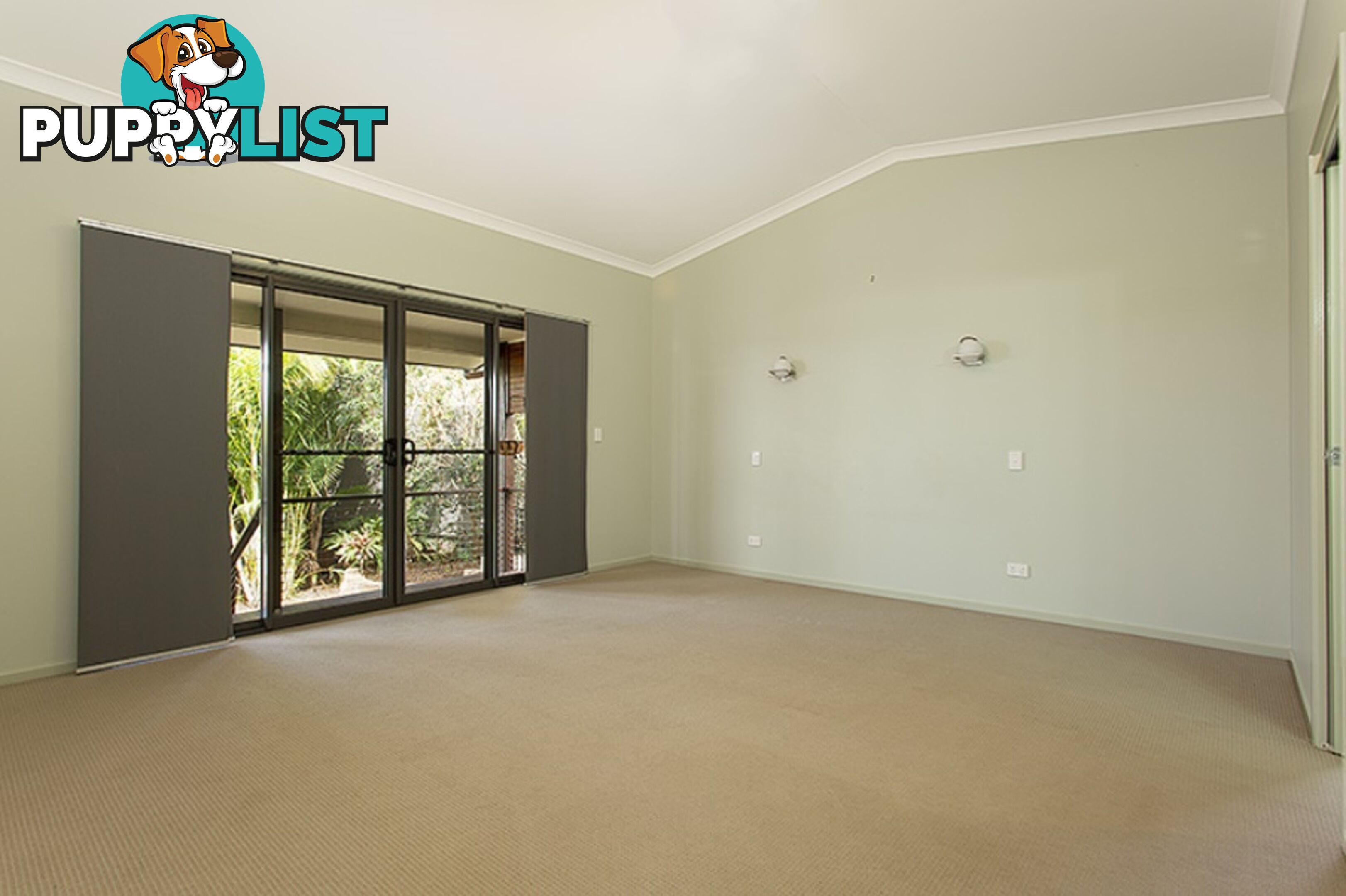 6 Oxley Court SOUTHSIDE QLD 4570