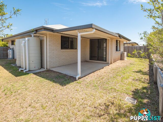 1/8 Wisteria Lane SOUTHSIDE QLD 4570