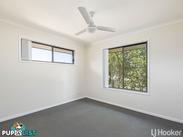 1/8 Wisteria Lane SOUTHSIDE QLD 4570