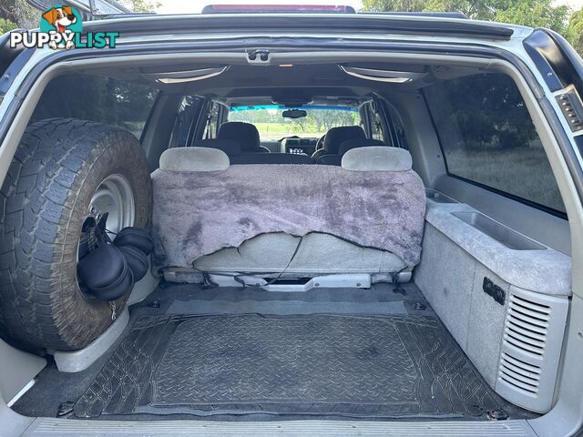 1998 Chevrolet Suburban K2500 Holden suburban Wagon Automatic