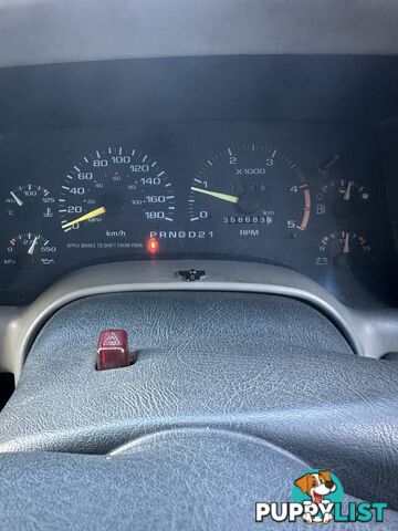 1998 Chevrolet Suburban K2500 Holden suburban Wagon Automatic