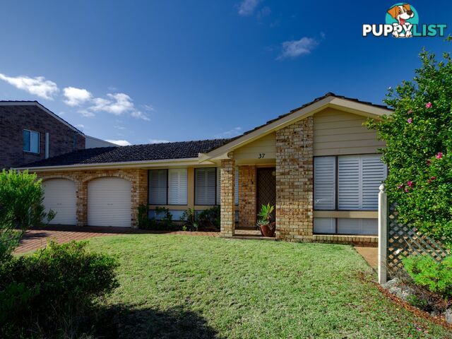 37 Thora Street SUSSEX INLET NSW 2540