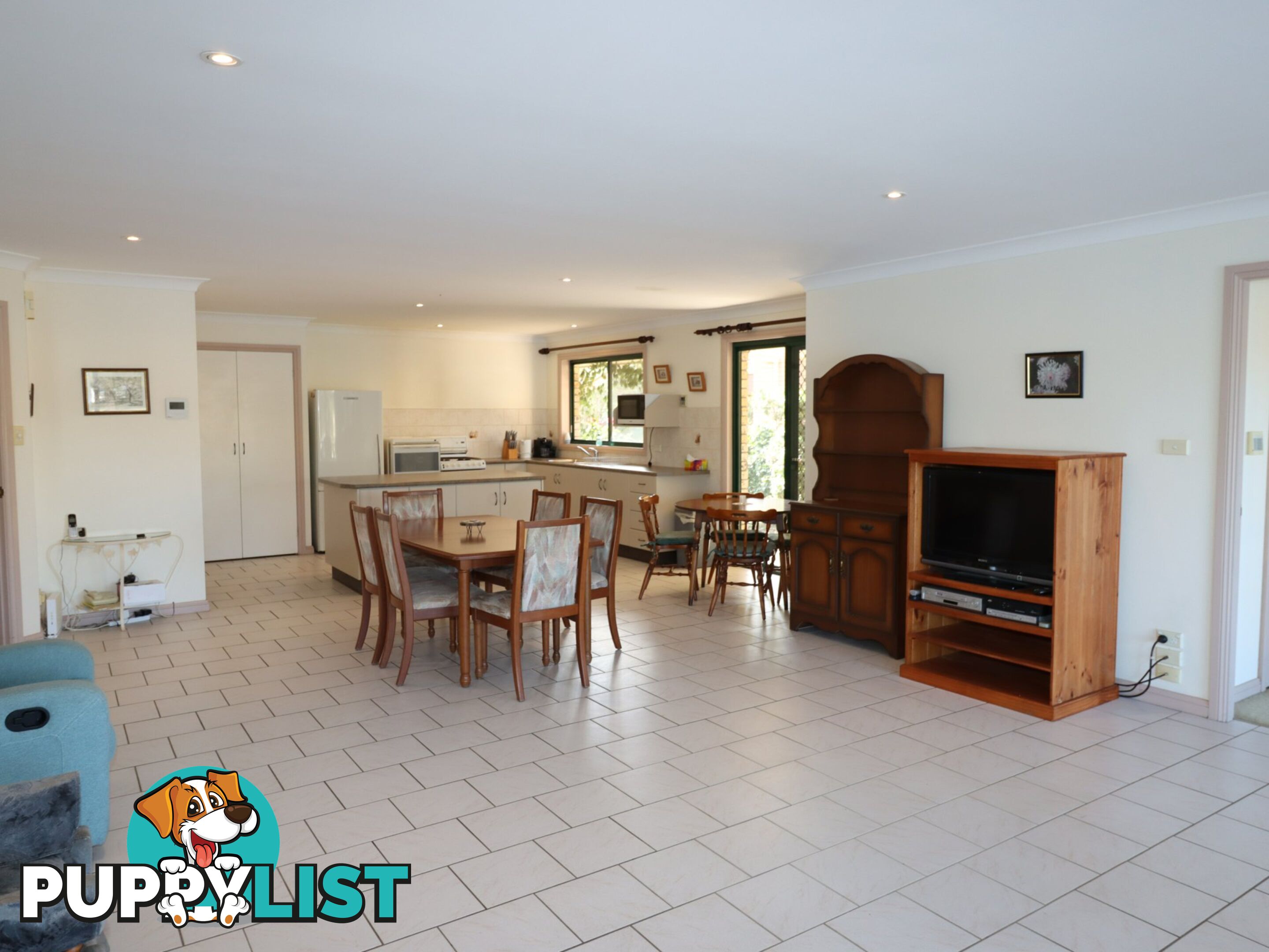 9 Plover Close SUSSEX INLET NSW 2540