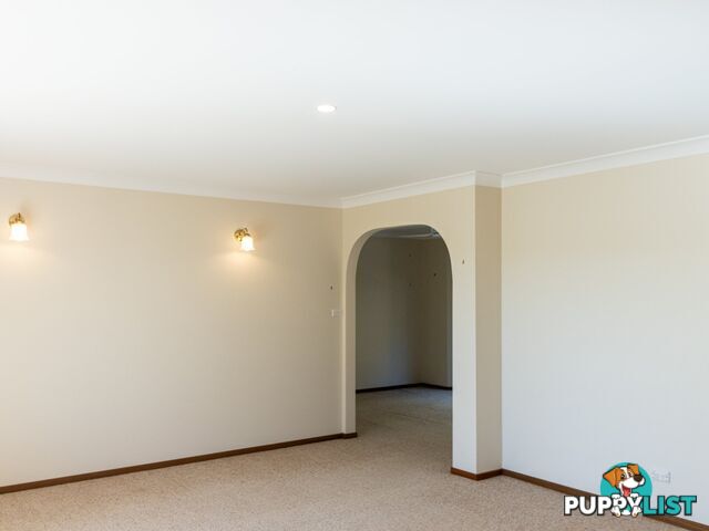16 Wayfarer Dr SUSSEX INLET NSW 2540