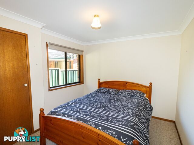 16 Wayfarer Dr SUSSEX INLET NSW 2540