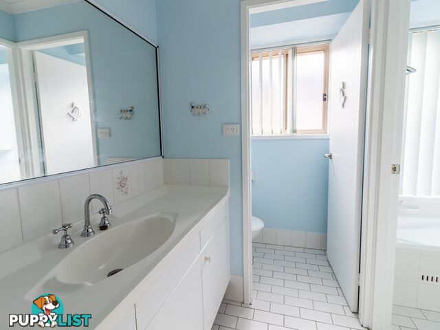 29 Tradewinds Avenue SUSSEX INLET NSW 2540