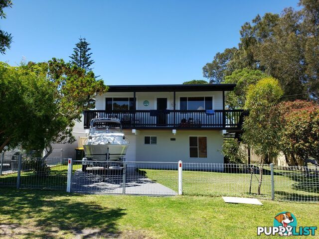 26 Lyons Road SUSSEX INLET NSW 2540