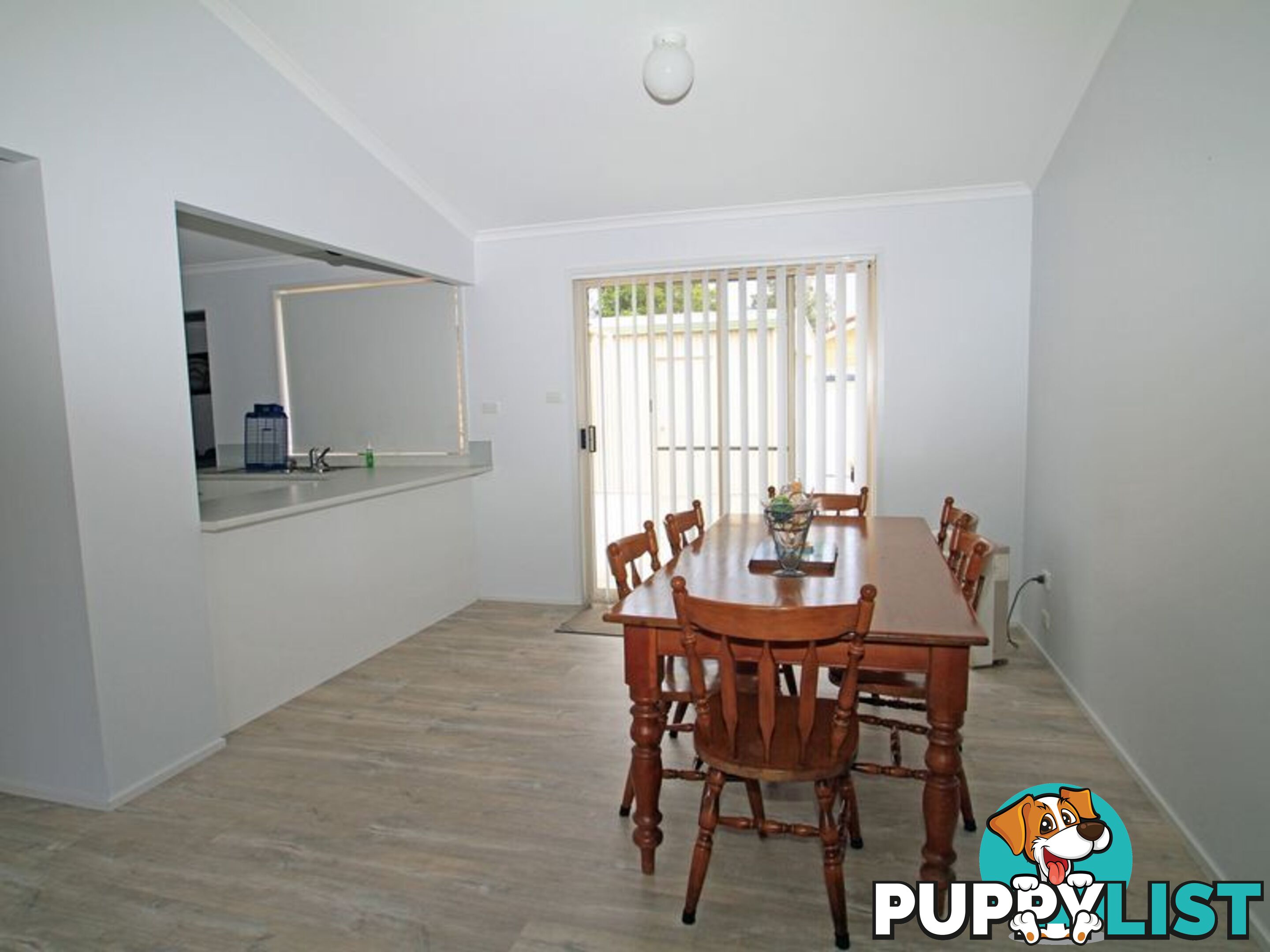 6 Plover Close SUSSEX INLET NSW 2540