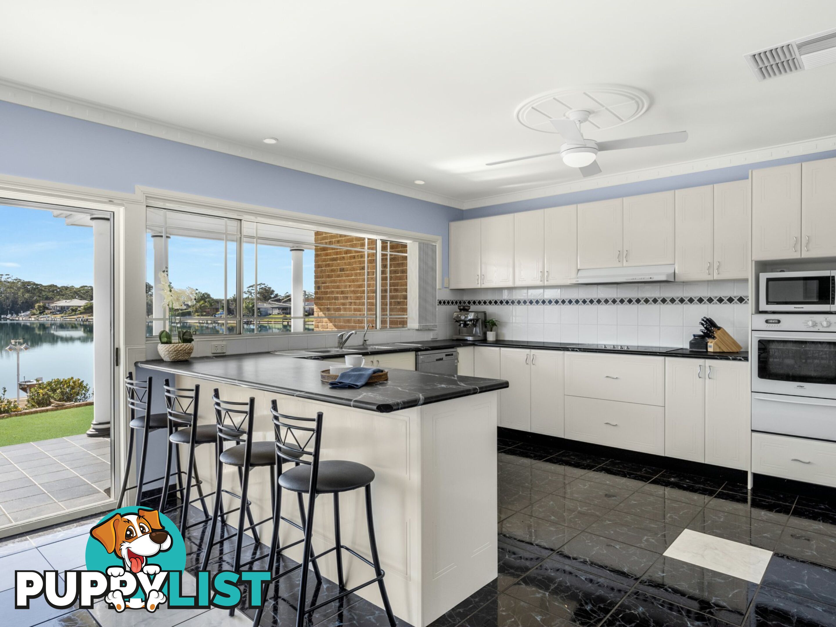 23 Dotterel Place SUSSEX INLET NSW 2540