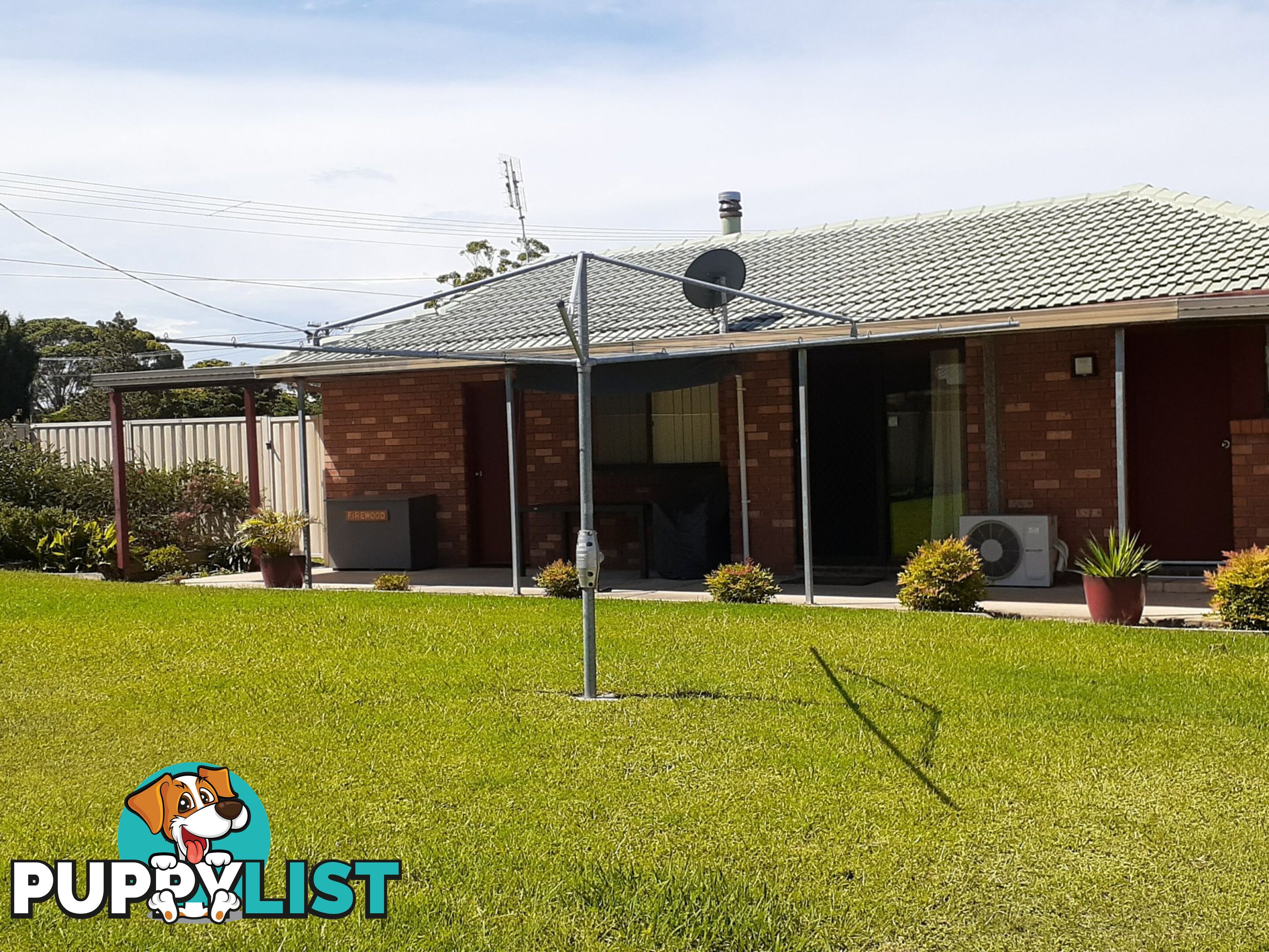 27 Tradewinds Avenue SUSSEX INLET NSW 2540