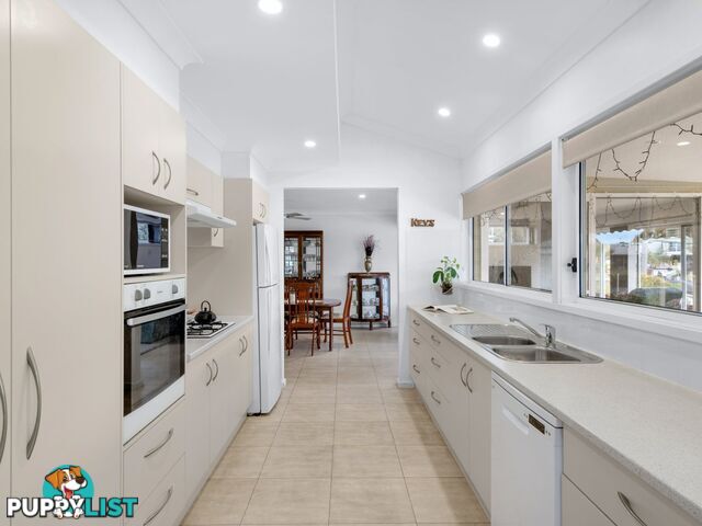 18 Cormorant Avenue SUSSEX INLET NSW 2540