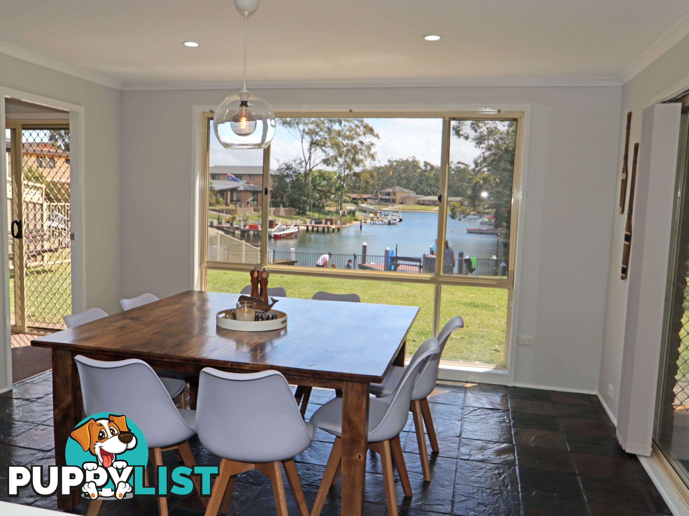 9 Finch Place SUSSEX INLET NSW 2540