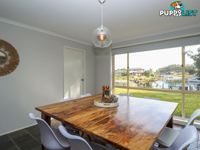 9 Finch Place SUSSEX INLET NSW 2540