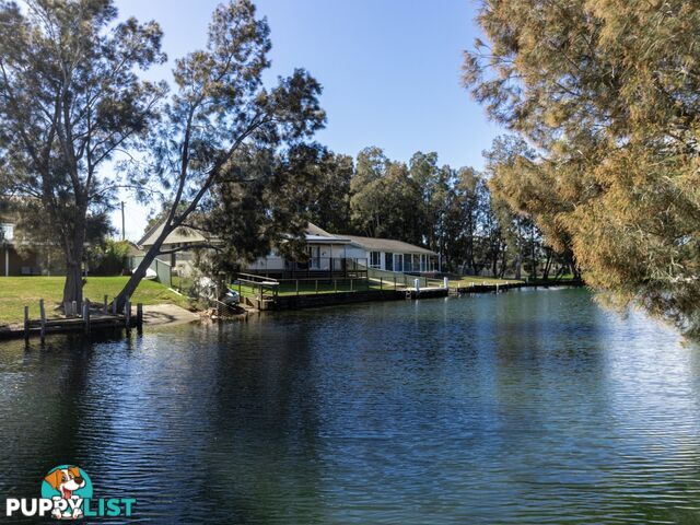 10 Paradise Crescent SUSSEX INLET NSW 2540