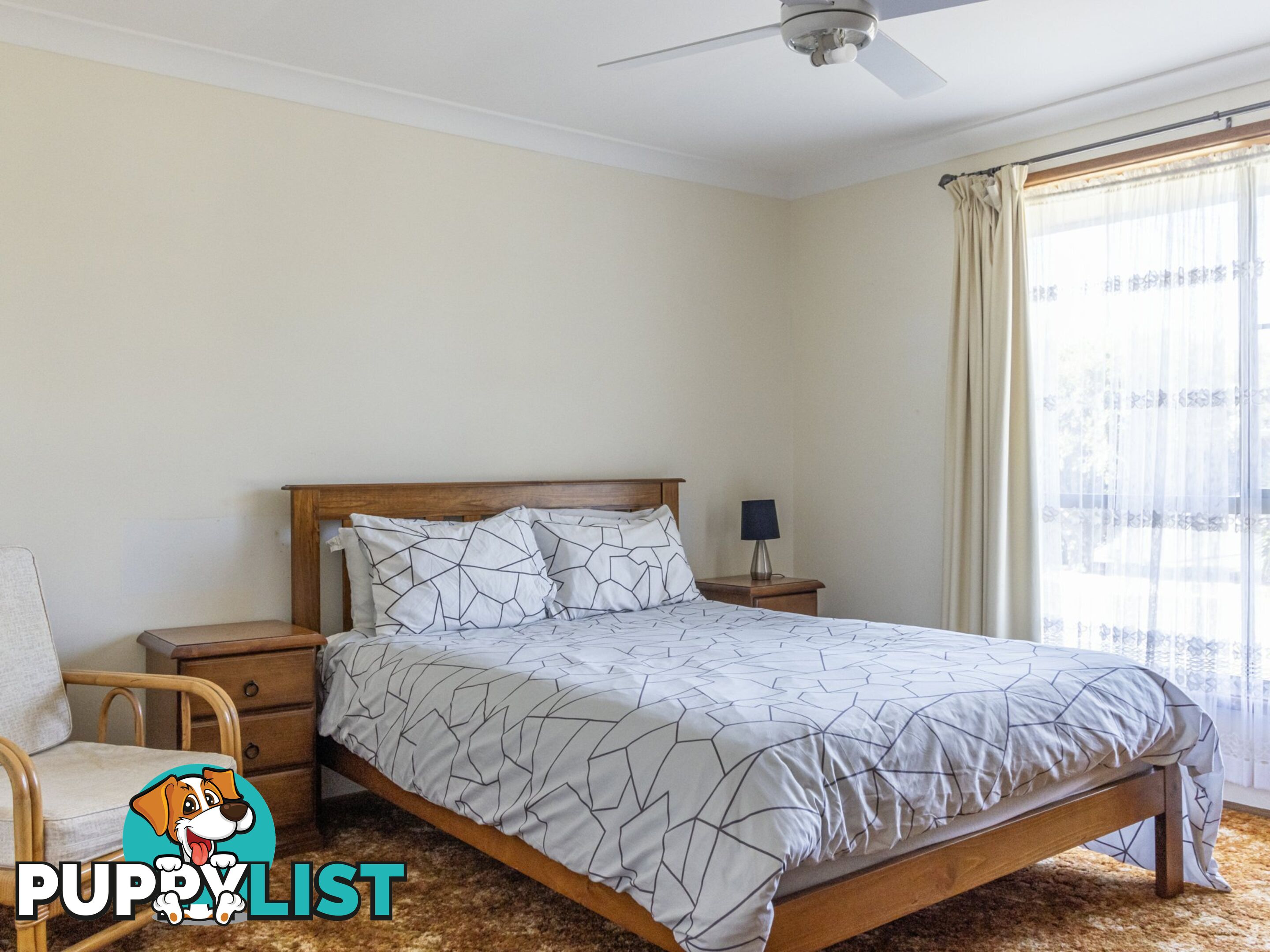 10 Paradise Crescent SUSSEX INLET NSW 2540