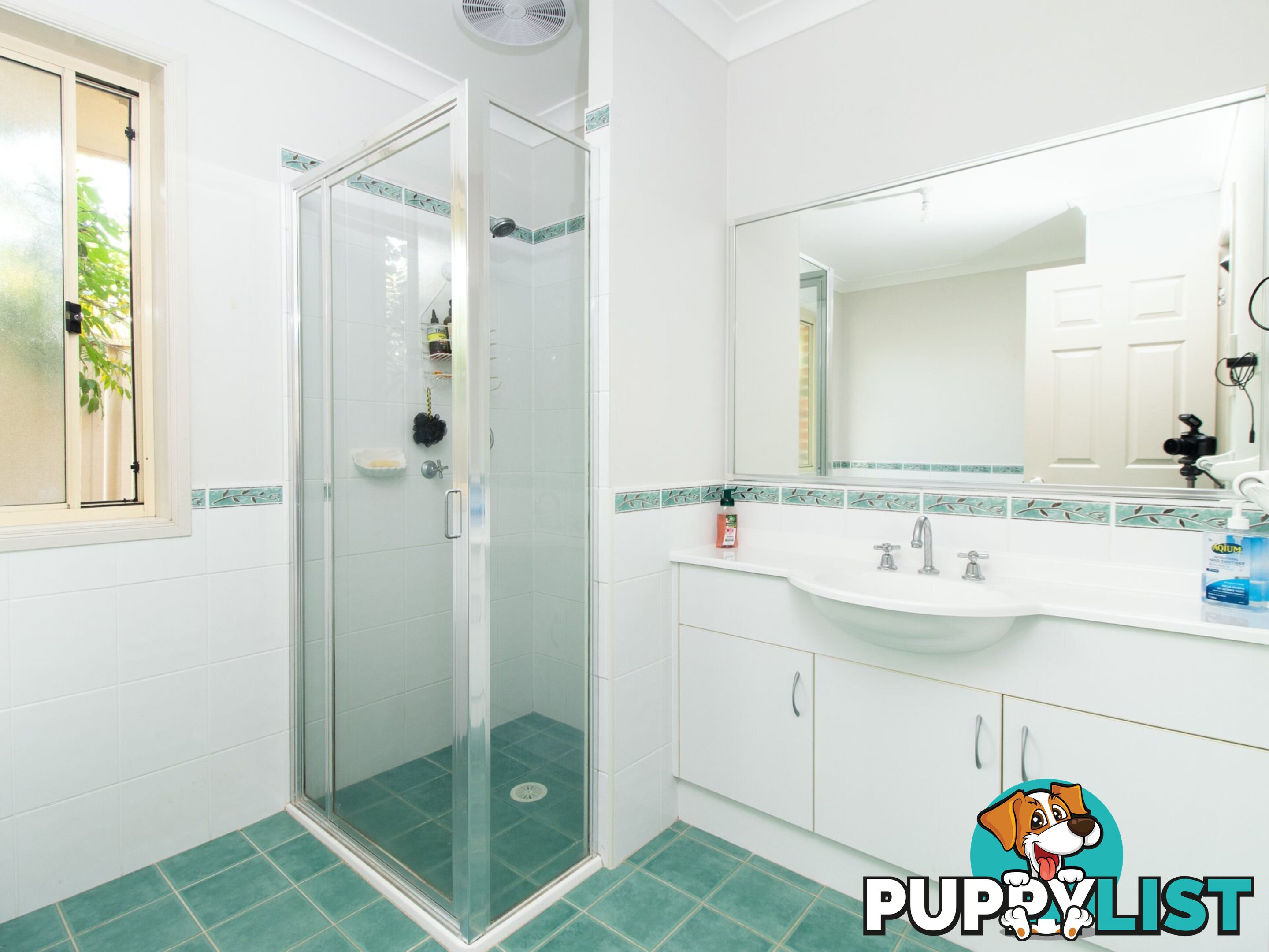9 Murre Street SUSSEX INLET NSW 2540