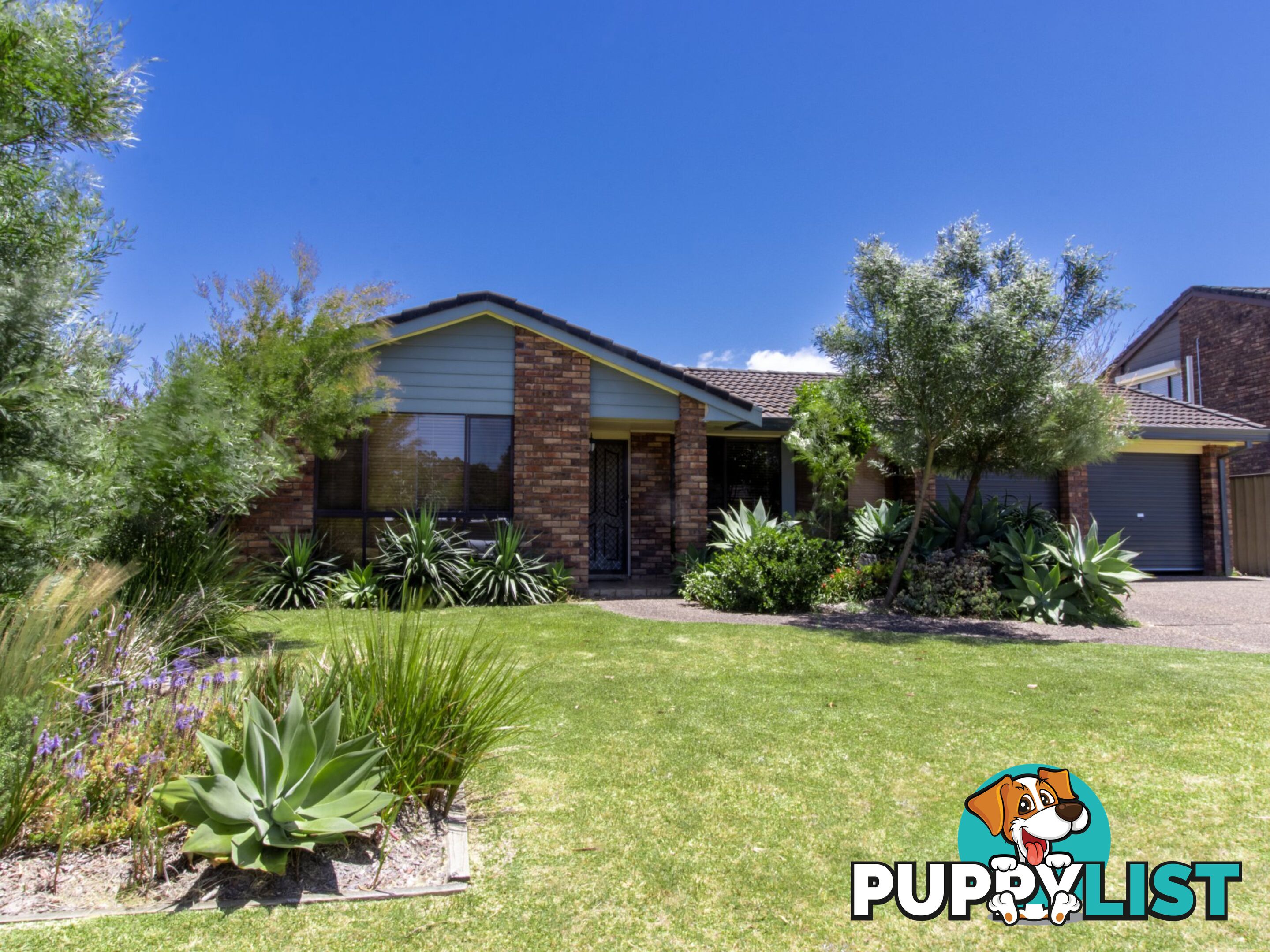 16 Thora Street SUSSEX INLET NSW 2540