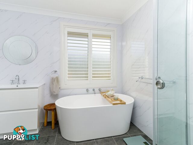 1 Tradewinds Avenue SUSSEX INLET NSW 2540