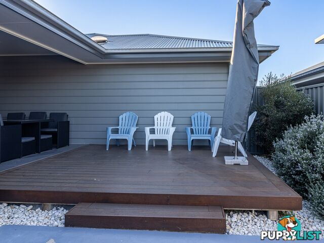 46 Peacehaven Way SUSSEX INLET NSW 2540