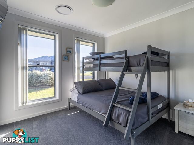 46 Peacehaven Way SUSSEX INLET NSW 2540