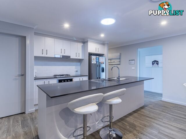 46 Peacehaven Way SUSSEX INLET NSW 2540