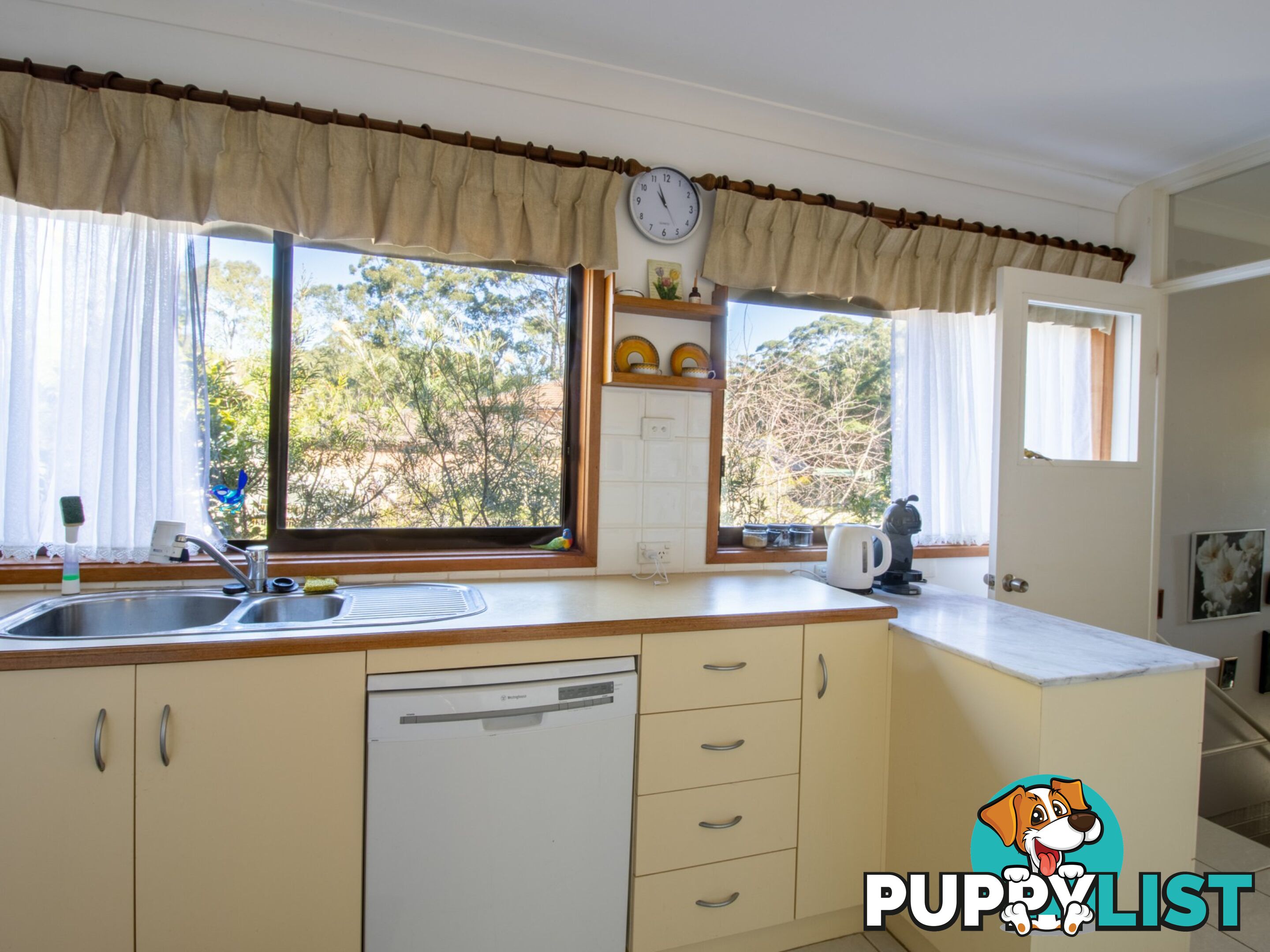 34 River Road SUSSEX INLET NSW 2540