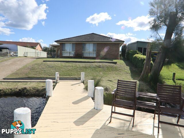 45 Thora Street SUSSEX INLET NSW 2540