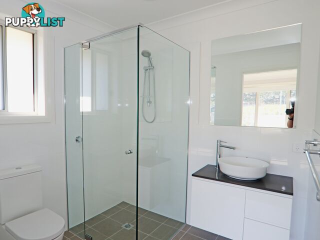 5 Bexhill Avenue SUSSEX INLET NSW 2540