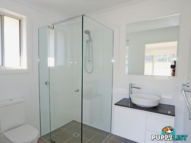 5 Bexhill Avenue SUSSEX INLET NSW 2540