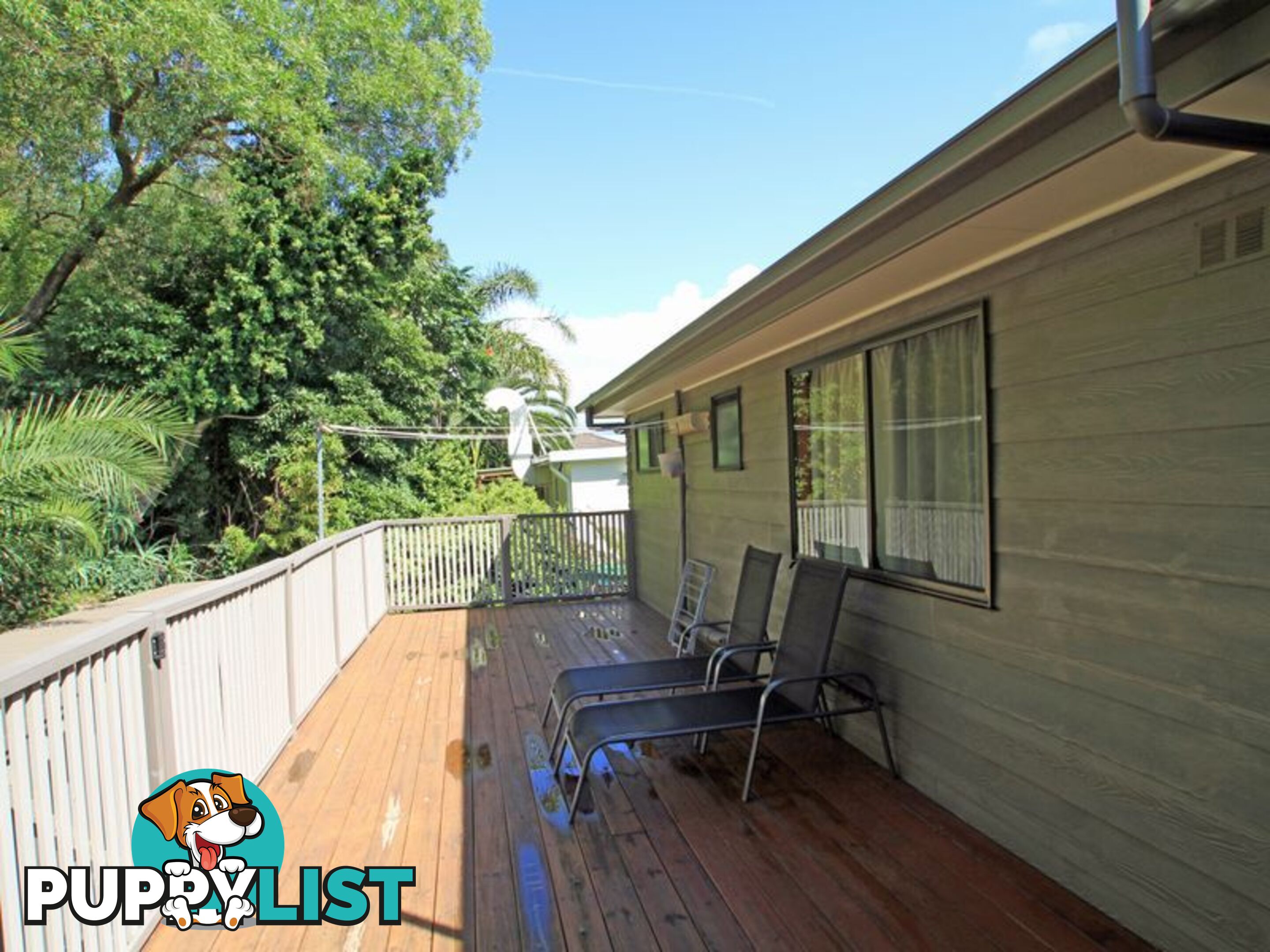 8 Alamein Street SUSSEX INLET NSW 2540